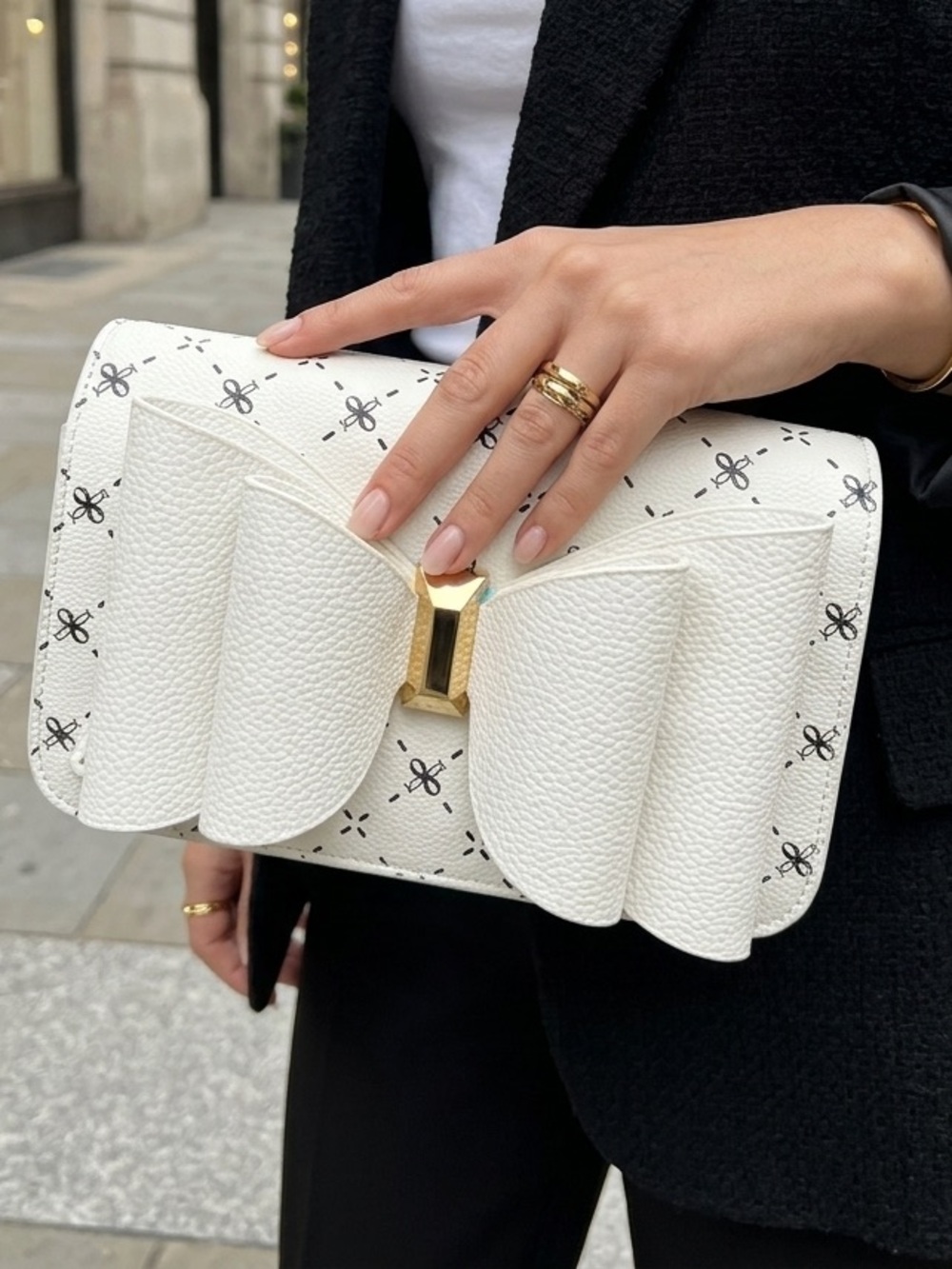 Chic White and Black Patterned Clutch with Bow new w tags perfect